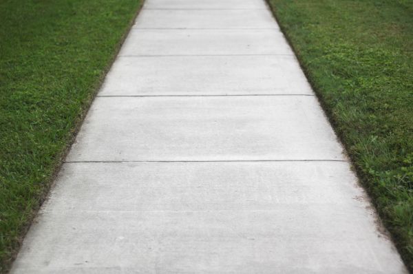 Cost of Concrete Walkway Replacement in Joplin